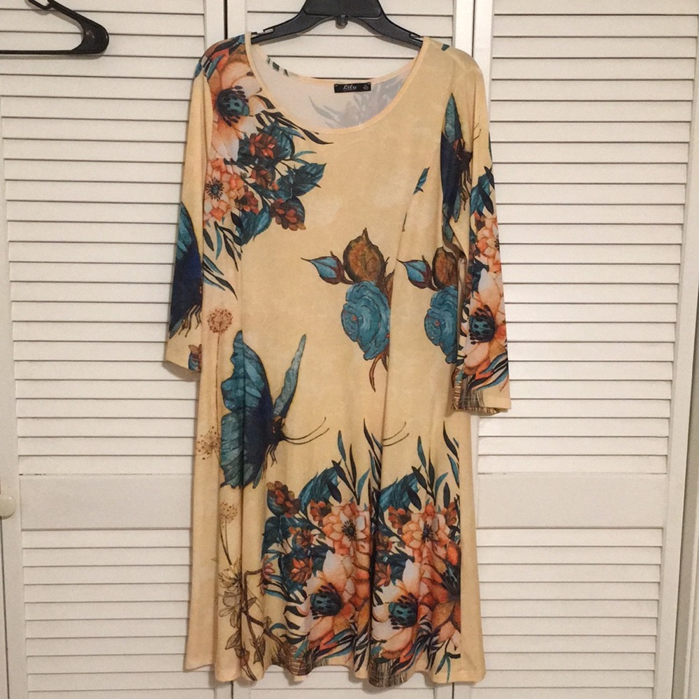 Ladies long sleeve dress